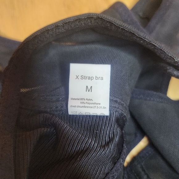 GMAYOO solid black tight mesh knit x strap bra size medium - Picture 3 of 4